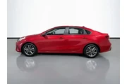 $14943 : Kia Forte 2023 LX 4dr Sedan thumbnail
