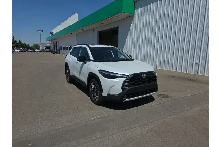 $36900 : Toyota Corolla Cross 2026 XL image 1