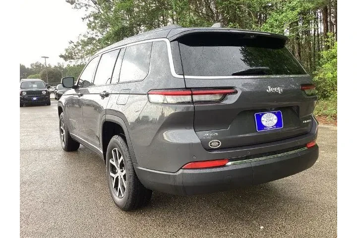 $30670 : Jeep Grand Cherokee L 2024 4 image 7