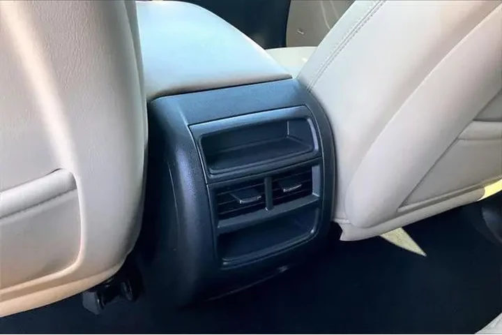 $18991 : Cadillac XT5 2018 Luxury 4dr image 10