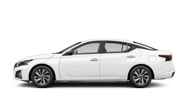 $28140 : 2025 Nissan Altima image 1