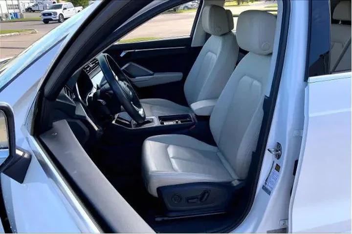 $25024 : Audi Q3 2022 AWD quattro S l image 7