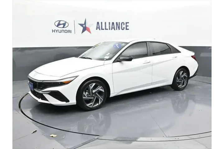 $20138 : Hyundai ELANTRA 2025 SEL Spo image 2