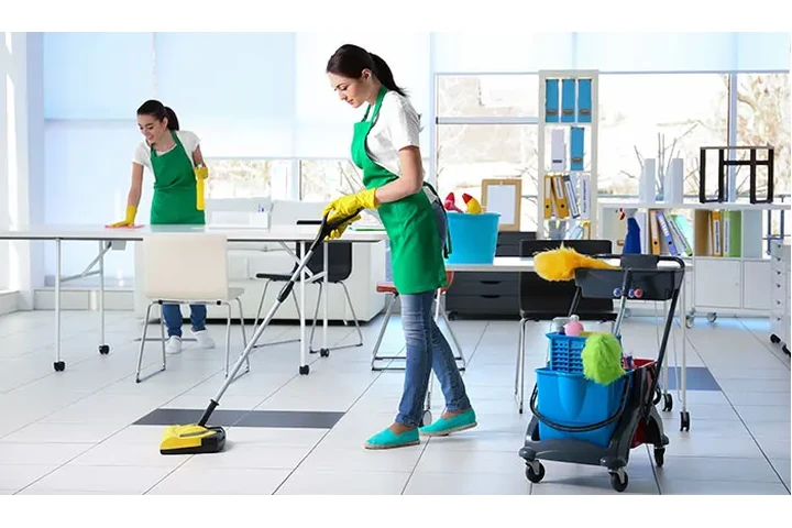 SOLICITA PERSONAL DE LIMPIZA image 1