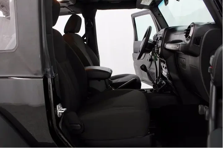 $137000 : WRANGLER 2014 ESTANDAR image 2