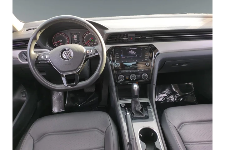 $22951 : Volkswagen Passat 2021 SE 4d image 10