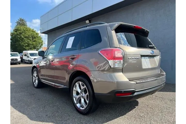 $16851 : Subaru Forester 2018 AWD 2.5 image 6