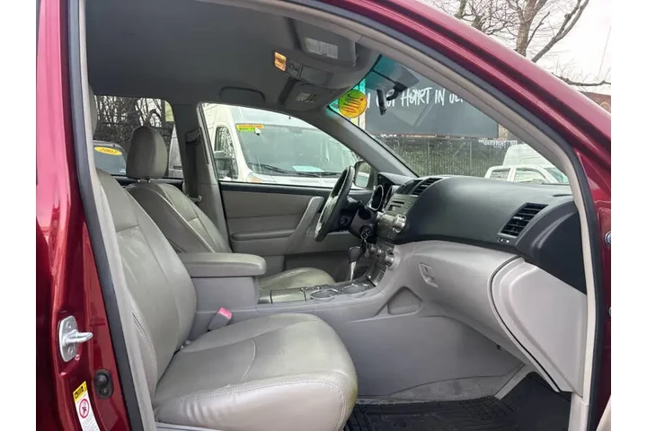 $8499 : 2010 Highlander image 10
