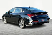 $22325 : Hyundai ELANTRA 2025 SEL Con thumbnail