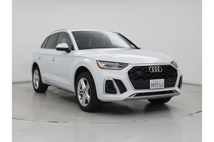 $31998 : Audi Q5 2022 AWD e quattro S image 1