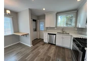 $2000 : Nice 2 Bed in Huntington Park thumbnail