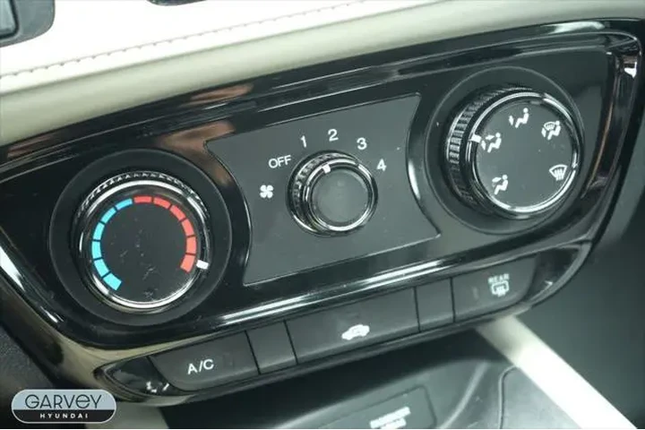 $21000 : Honda HR-V 2021 AWD LX 4dr C image 10