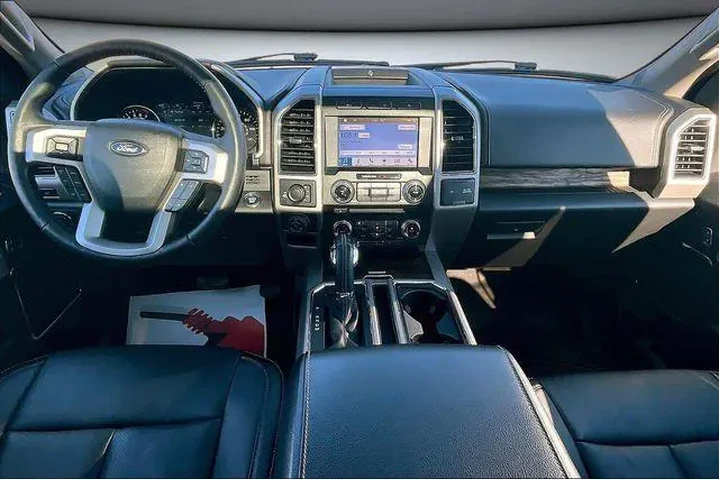 $29500 : Ford F-150 2018 4x4 Lariat 4 image 8