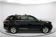 $15847 : Pre-Owned 2018 Atlas SEL 4Mot thumbnail