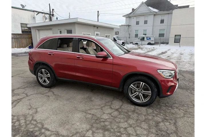 $25822 : Mercedes-Benz GLC 2021 AWD G image 7