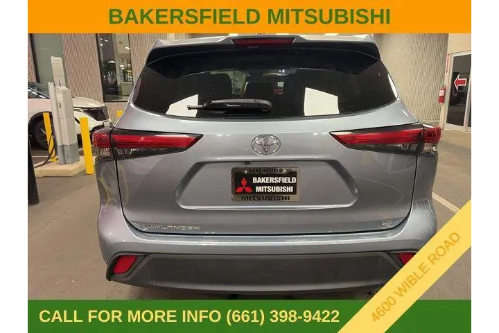 $32797 : Toyota Highlander 2023 L 4dr image 4
