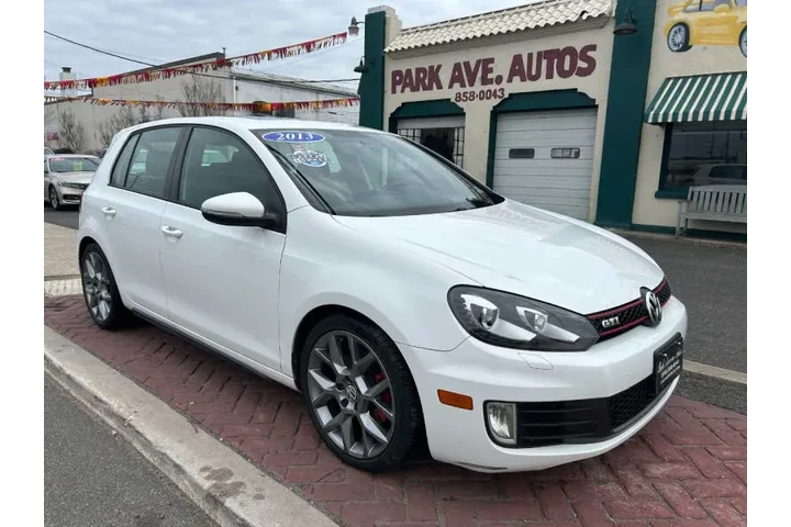 $9995 : 2013 GTI Base PZEV image 2