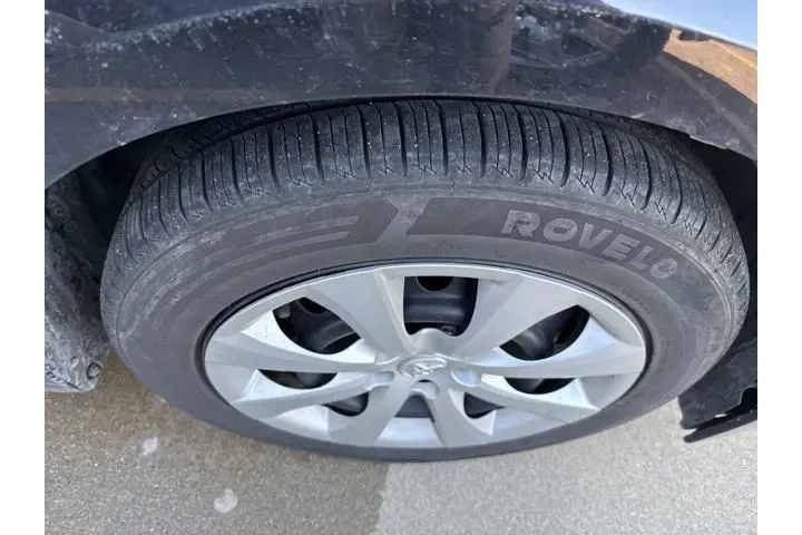 $20920 : Toyota Corolla 2023 LE 4dr S image 5