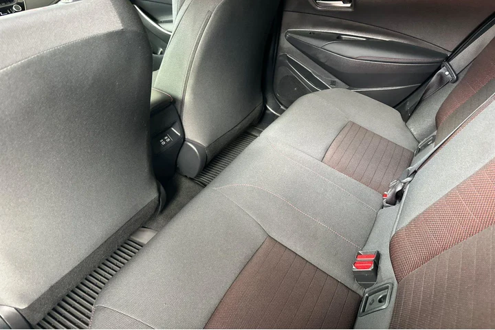 $25500 : Toyota Corolla Hybrid 2024 S image 6