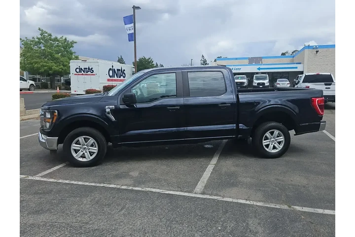 $31000 : Ford F-150 2023 4x2 XL 4dr S image 5