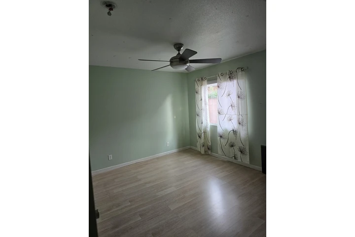 $800 : RENTO RECAMARA image 3