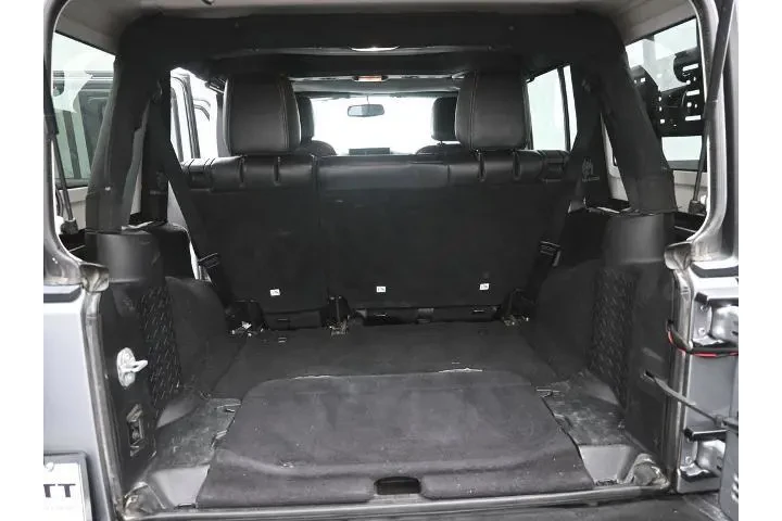 $17991 : Jeep Wrangler Unlimited 2016 image 2