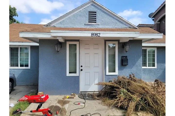 $1650 : 8982 Victoria Ave, South Gate, image 1