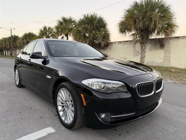 $8555 : 2013 BMW 5 Series 535i xDrive image 4