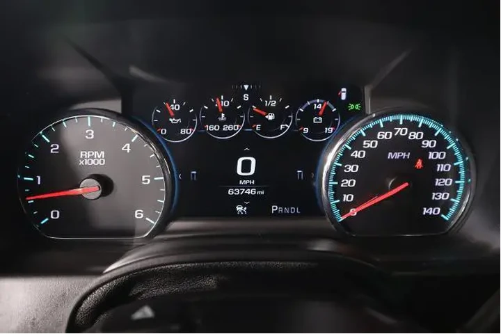 $39805 : GMC Yukon 2020 4x4 Denali 4d image 4