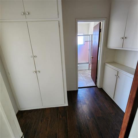 $1950 : Alhambra Apartment For Rent image 3