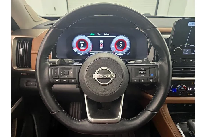 $31998 : Nissan Pathfinder 2023 Plati image 10