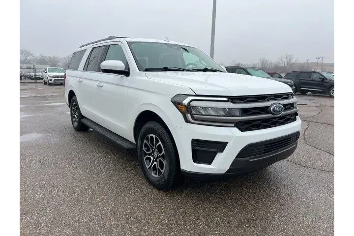 $39995 : Ford Expedition MAX 2024 4x4 image 4