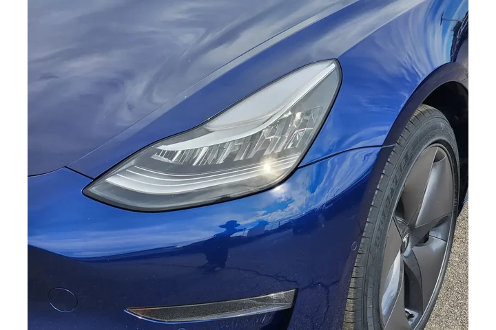 $21159 : Tesla Model 3 2018 Mid Range image 8