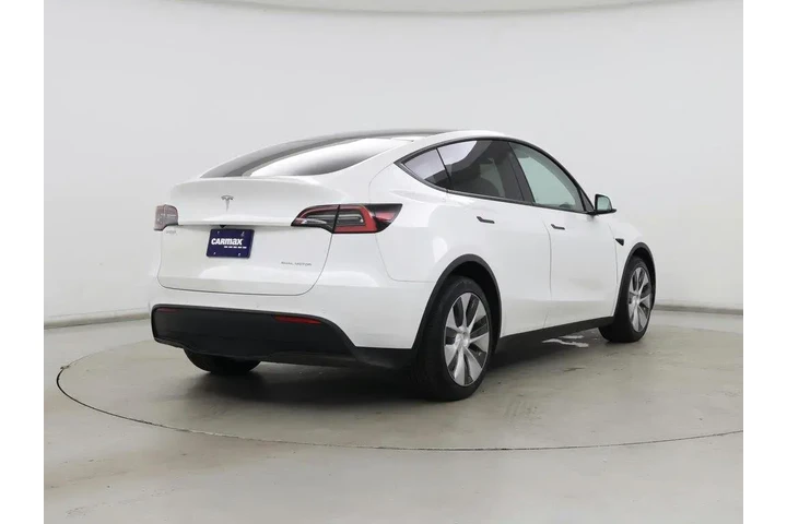$30998 : Tesla Model Y 2021 AWD Long image 8