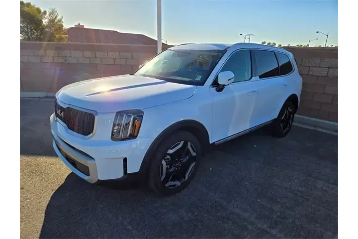 $34488 : Kia Telluride 2024 EX 4dr SU image 3