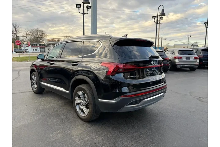 $21995 : 2022 SANTA FE image 1