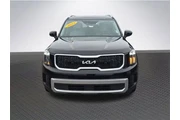 $35988 : Kia Telluride 2024 EX 4dr SU thumbnail