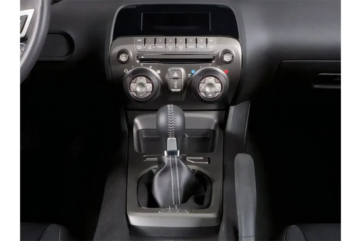 Chevrolet Camaro 2010 SS 2dr image 9