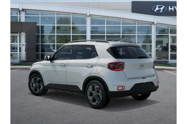 $20960 : Hyundai VENUE 2025 SEL 4dr C image 5