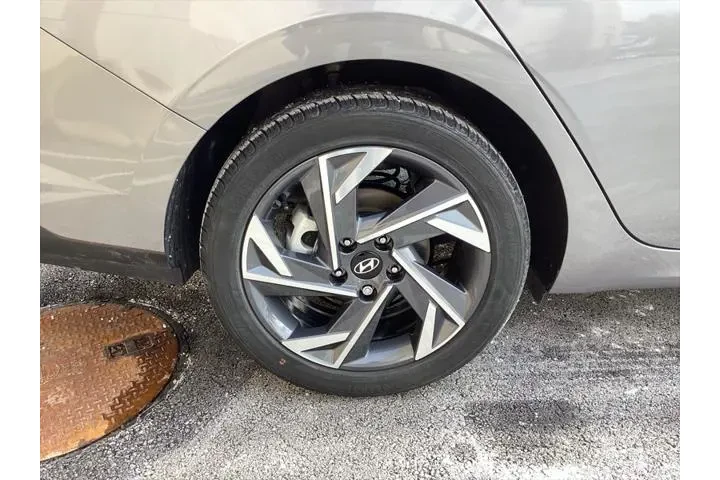 $21663 : Hyundai ELANTRA 2025 SEL Spo image 10