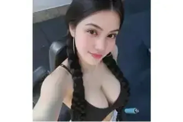 BLANCA 😋818-398-1842 image 1