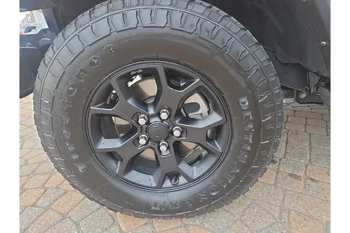 $24996 : 2022 Wrangler Sport image 9