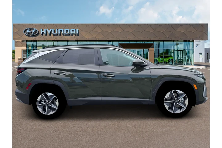 $29990 : Hyundai TUCSON 2026 SEL 4dr image 8