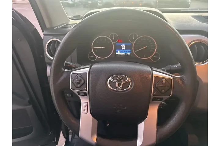 $24000 : Toyota Tundra 2016 4x2 SR5 4 image 10