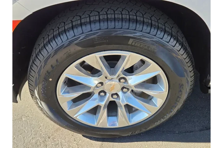 $36991 : Chevrolet Suburban 2023 4x2 image 9