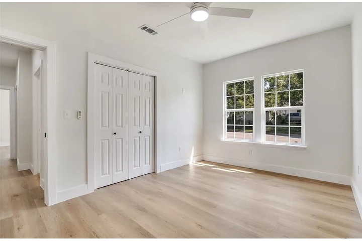 $1000 : Dallas: ¡3 habitaciones, 2 bañ image 4