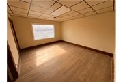 $1300 : Rental property with 3 bedro thumbnail