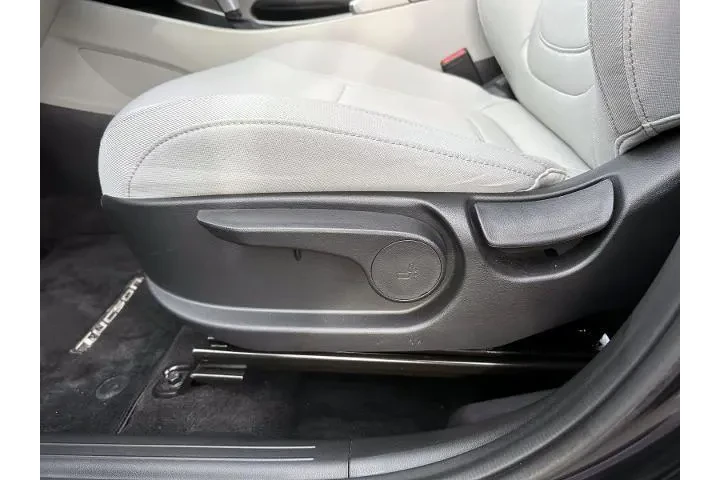 $28999 : Hyundai TUCSON 2025 AWD SE 4 image 10