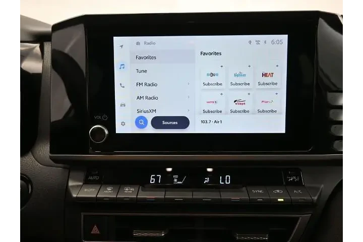 $25349 : Toyota Camry 2025 SE 4dr Sed image 4