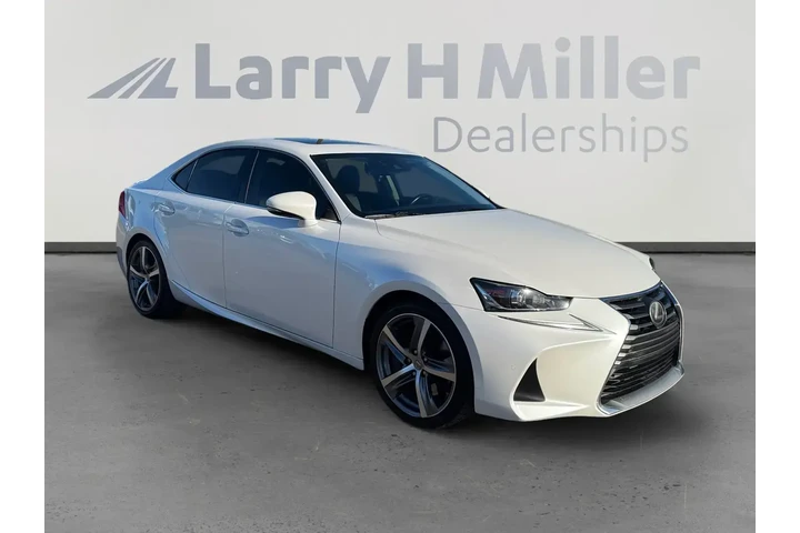 $21317 : Lexus IS 300 2018 4dr Sedan image 7